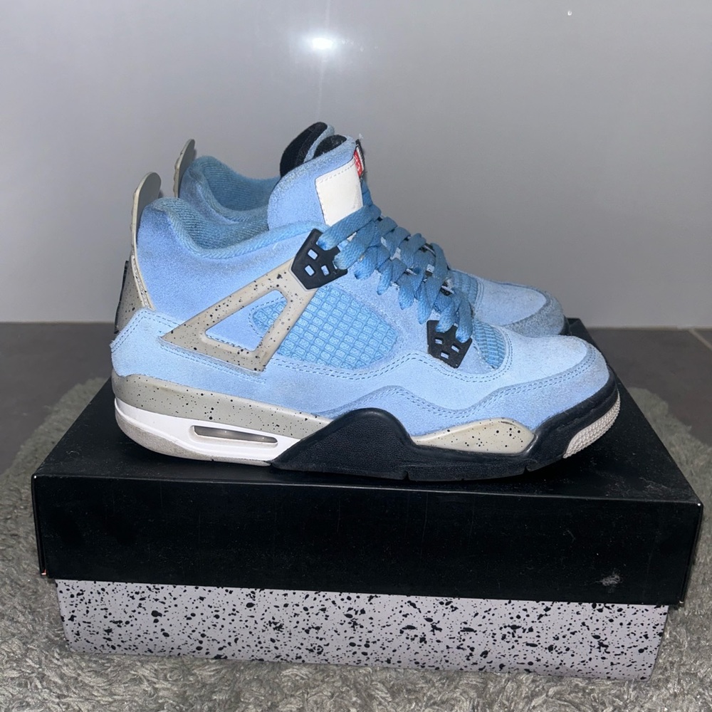 University blue jordan 4s